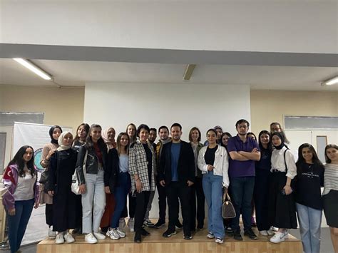 NFT'lerde Topluluk İle İletişim Teknikleri